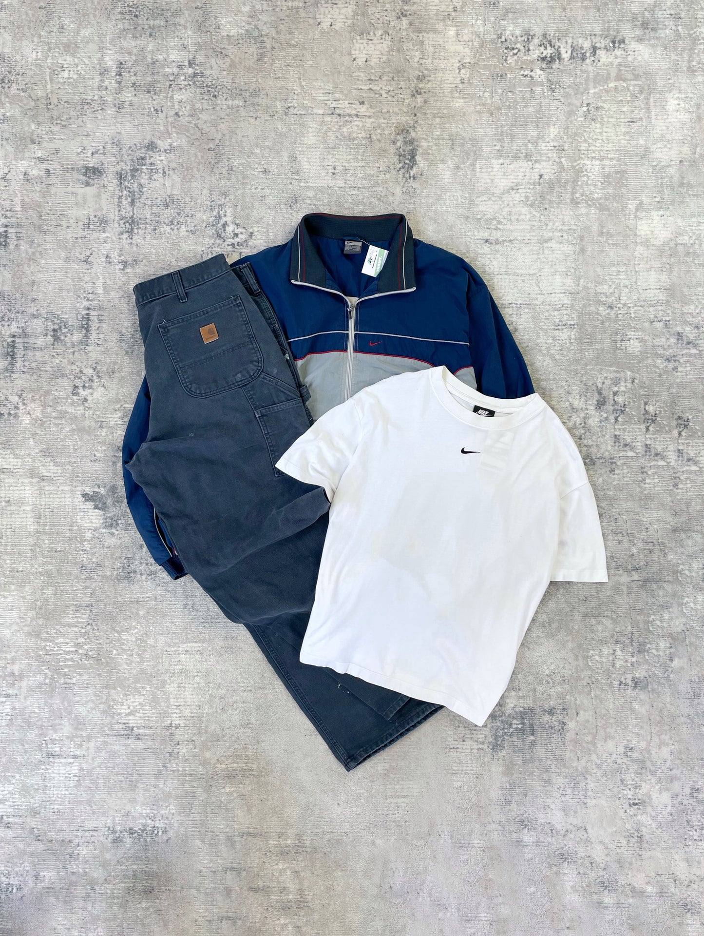 Premium Vintage Outfit Box - 3 Items
